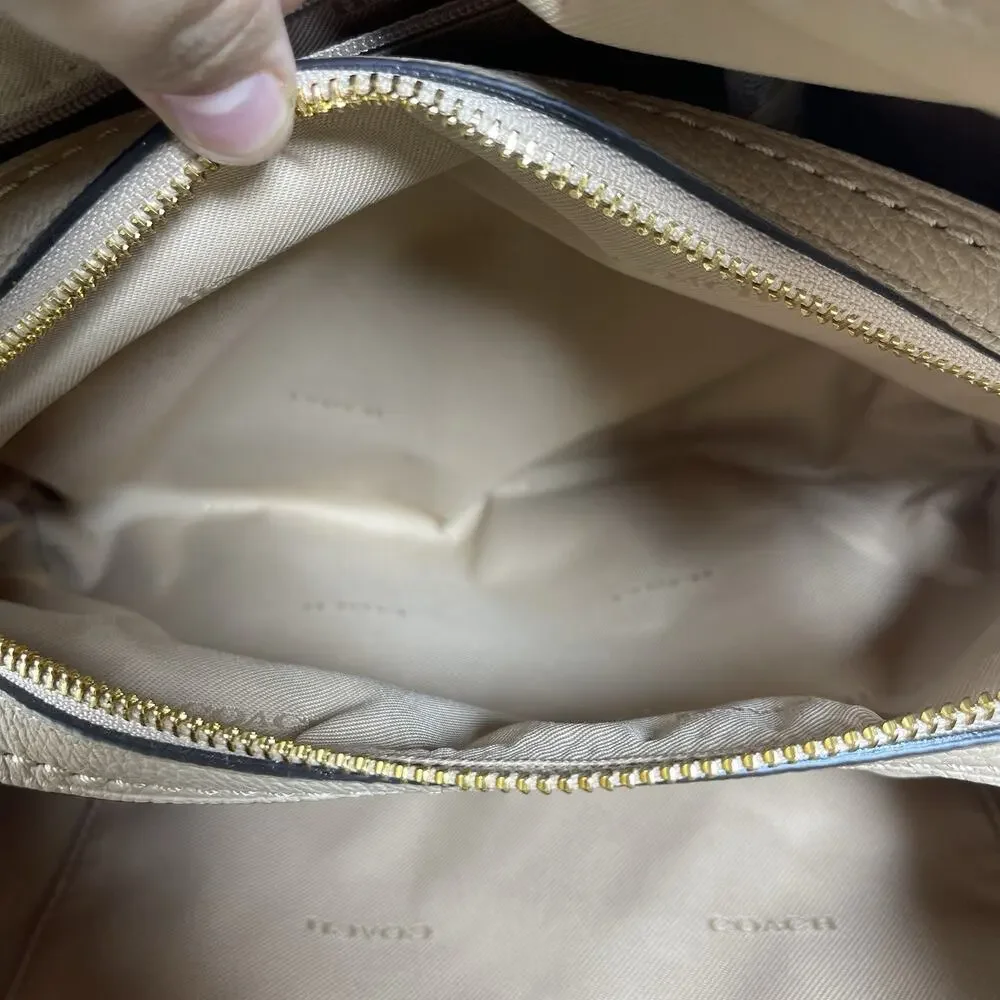 Coach Women’s Beige Woven Pebbled Finish Shoulder Bag, Gold Hardware, Tag